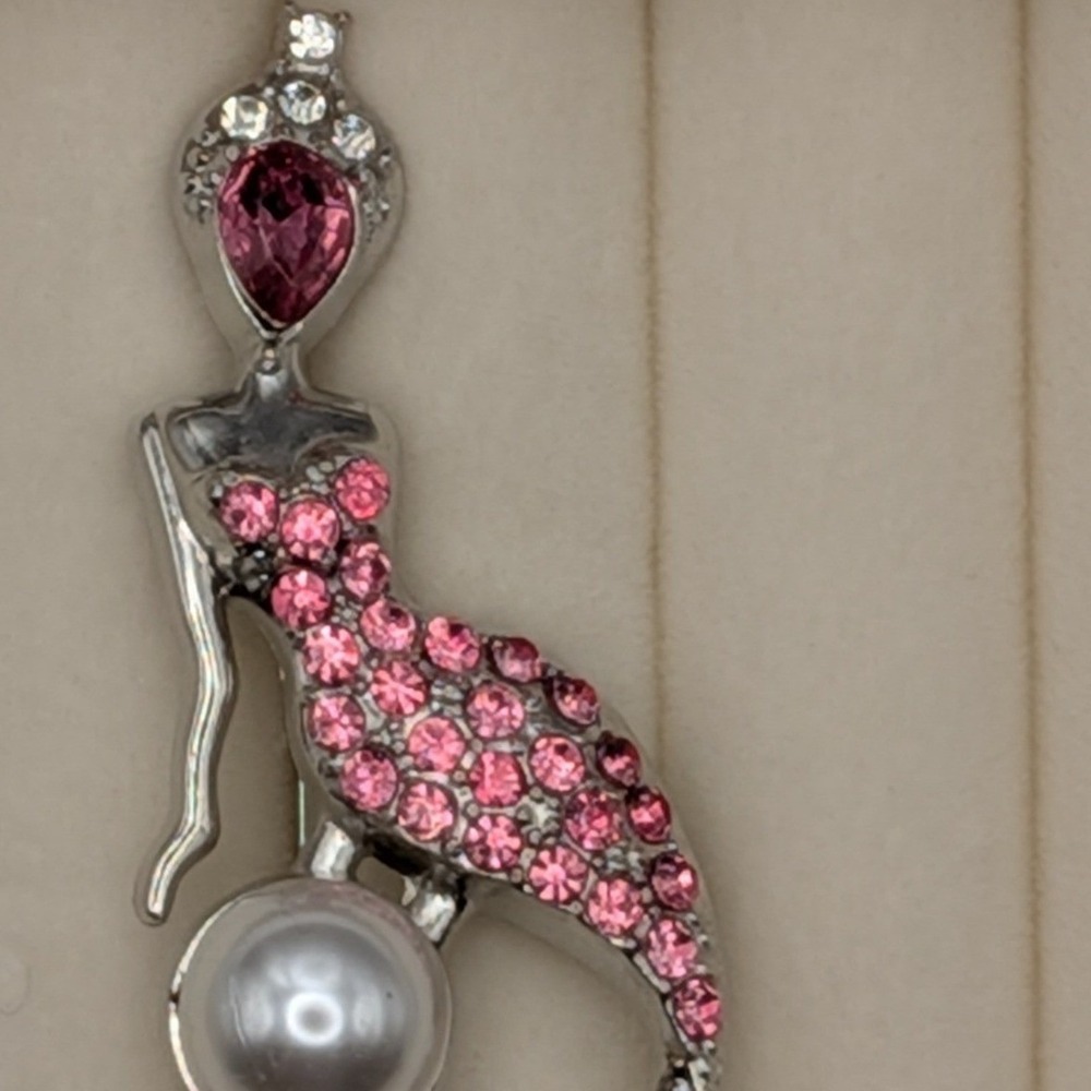 Mermaid Brooch Pink Rhinestone Faux Pearl Silver Tone Nautical Costume Pin NEW - Picture 1 of 5